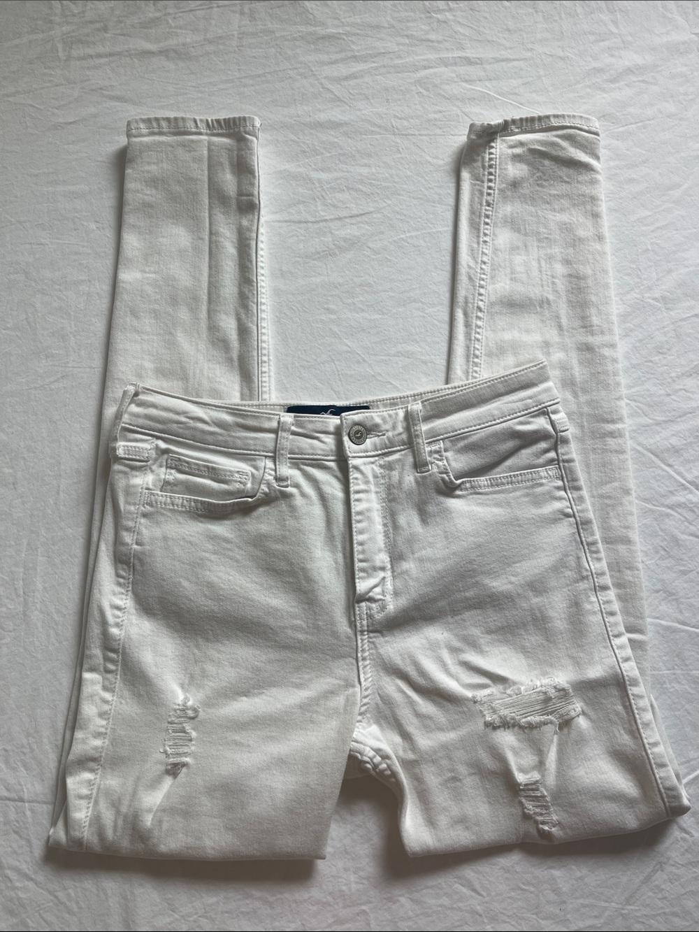 Hollister Women’s White Skinny Ripped Jeans